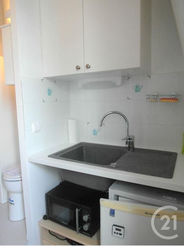 Appartement Studio &agrave; louer - 1 pi&egrave;ce - 13,26 m2 - Paris - 75012 - ILE-DE-FRANCE