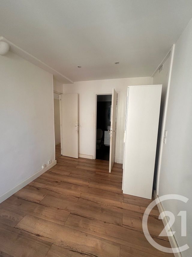 Appartement T2 &agrave; louer - 2 pi&egrave;ces - 26,30 m2 - Paris - 75010 - ILE-DE-FRANCE