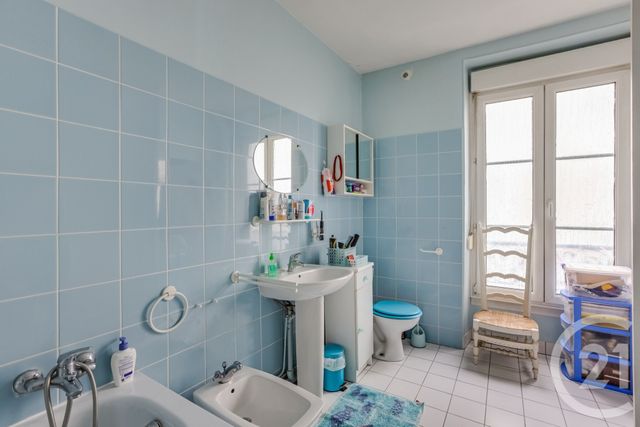 Appartement F2 &agrave; vendre - 2 pi&egrave;ces - 37,60 m2 - Paris - 75010 - ILE-DE-FRANCE