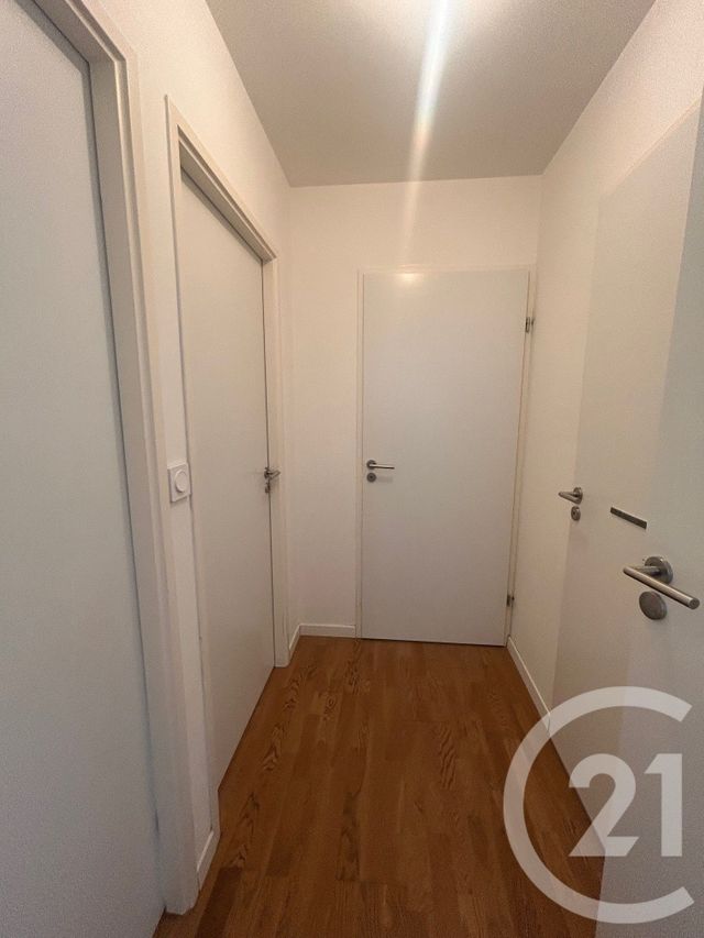 Appartement T3 &agrave; louer - 3 pi&egrave;ces - 61,12 m2 - Clichy - 92 - ILE-DE-FRANCE