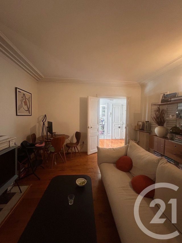 Appartement F3 &agrave; louer - 3 pi&egrave;ces - 71,64 m2 - Paris - 75010 - ILE-DE-FRANCE