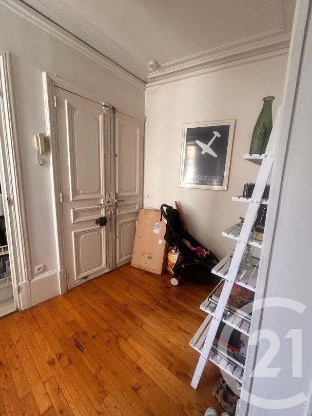 Appartement F3 &agrave; louer - 3 pi&egrave;ces - 71,64 m2 - Paris - 75010 - ILE-DE-FRANCE