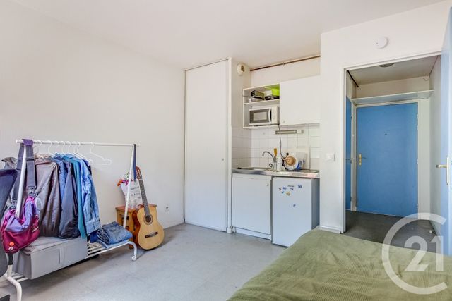 Appartement F1 à vendre PARIS