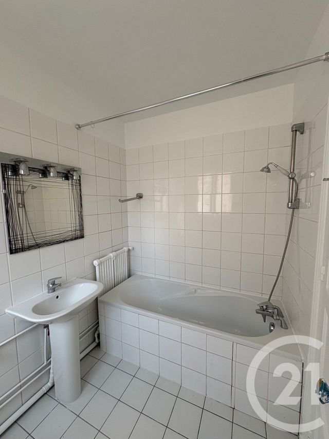 Appartement T1 &agrave; louer - 1 pi&egrave;ce - 37,25 m2 - Paris - 75010 - ILE-DE-FRANCE