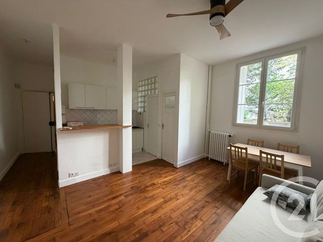Appartement Studio à louer PARIS