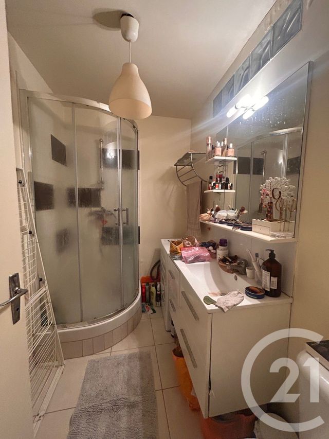 Appartement T1 &agrave; louer - 1 pi&egrave;ce - 30,39 m2 - Paris - 75019 - ILE-DE-FRANCE
