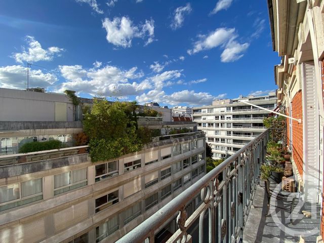 - PARIS - 