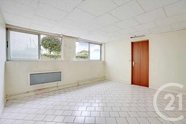 Appartement F1 à vendre - 1 pièce - 25,70 m2 - Paris - 75015 - ILE-DE-FRANCE