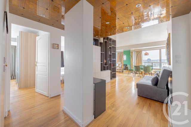 Afficher la photo en grand Appartement F3 à vendre - 3 pièces - 94,38 m2 - Paris - 75015 - ILE-DE-FRANCE