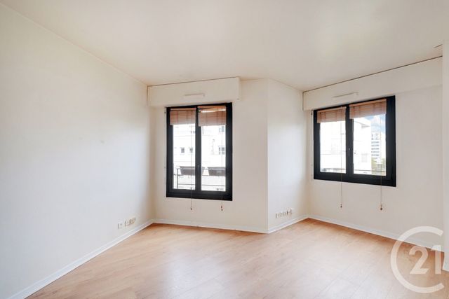 Appartement F1 à vendre PARIS