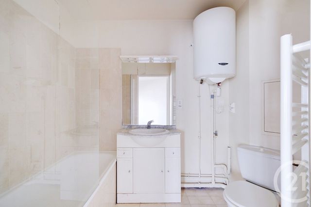 Afficher la photo en grand Appartement F1 à vendre - 1 pièce - 26,45 m2 - Paris - 75015 - ILE-DE-FRANCE