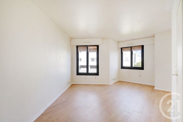 Afficher la photo en grand Appartement F1 à vendre - 1 pièce - 26,45 m2 - Paris - 75015 - ILE-DE-FRANCE