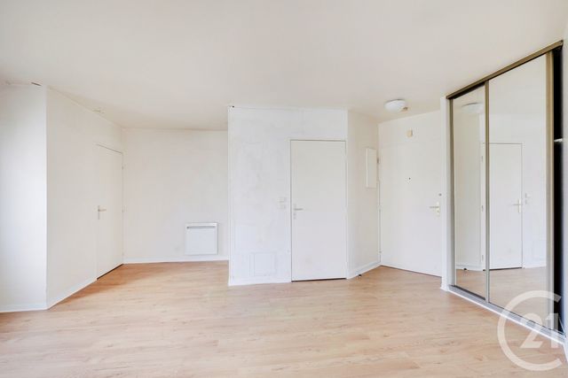 Afficher la photo en grand Appartement F1 à vendre - 1 pièce - 26,45 m2 - Paris - 75015 - ILE-DE-FRANCE