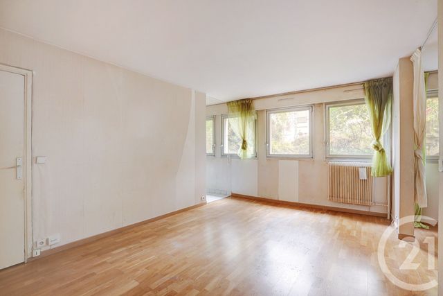 Afficher la photo en grand Appartement F2 à vendre - 2 pièces - 43,85 m2 - Paris - 75015 - ILE-DE-FRANCE