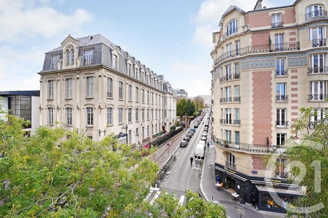 Afficher la photo en grand Appartement F1 à vendre - 1 pièce - 27,14 m2 - Paris - 75015 - ILE-DE-FRANCE