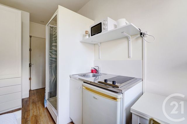 Afficher la photo en grand Appartement Chambre à vendre - 1 pièce - 10,17 m2 - Neuilly Sur Seine - 92 - ILE-DE-FRANCE