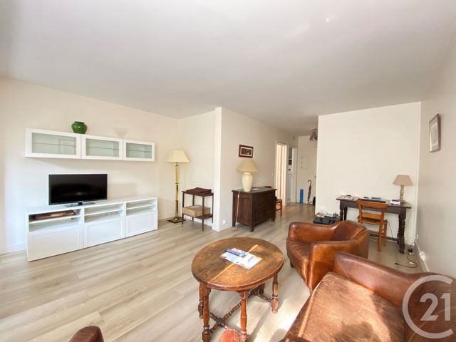 Appartement à louer - 2 pièces - 49,73 m2 - Paris - 75015 - ILE-DE-FRANCE