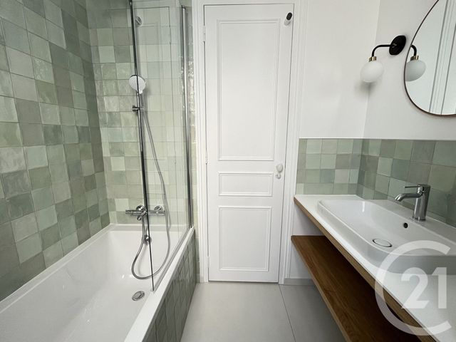 Appartement F4 à louer - 4 pièces - 70,70 m2 - Paris - 75015 - ILE-DE-FRANCE