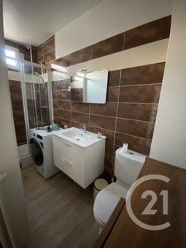 Appartement F2 à louer - 2 pièces - 38,40 m2 - Paris - 75018 - ILE-DE-FRANCE