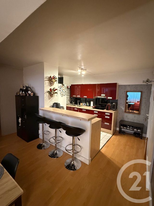 Appartement F4 &agrave; louer - 4 pi&egrave;ces - 82,37 m2 - Paris - 75015 - ILE-DE-FRANCE