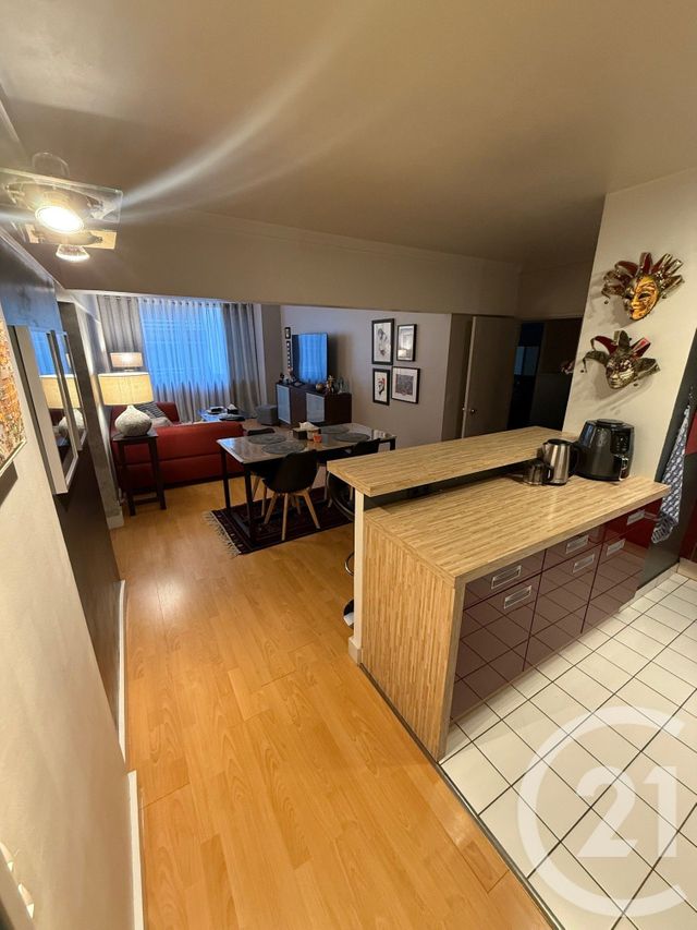 Appartement F3 à louer PARIS