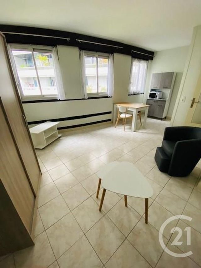 Appartement F1 &agrave; louer - 1 pi&egrave;ce - 28 m2 - Paris - 75015 - ILE-DE-FRANCE
