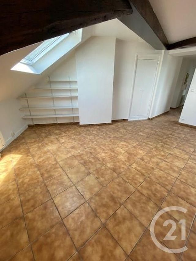Appartement F1 &agrave; louer - 2 pi&egrave;ces - 31,10 m2 - Paris - 75015 - ILE-DE-FRANCE