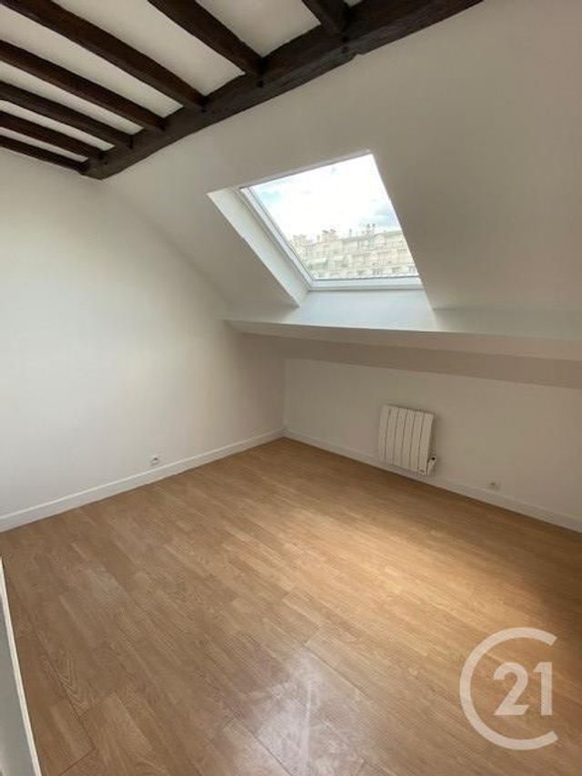 Appartement F1 &agrave; louer - 2 pi&egrave;ces - 31,10 m2 - Paris - 75015 - ILE-DE-FRANCE