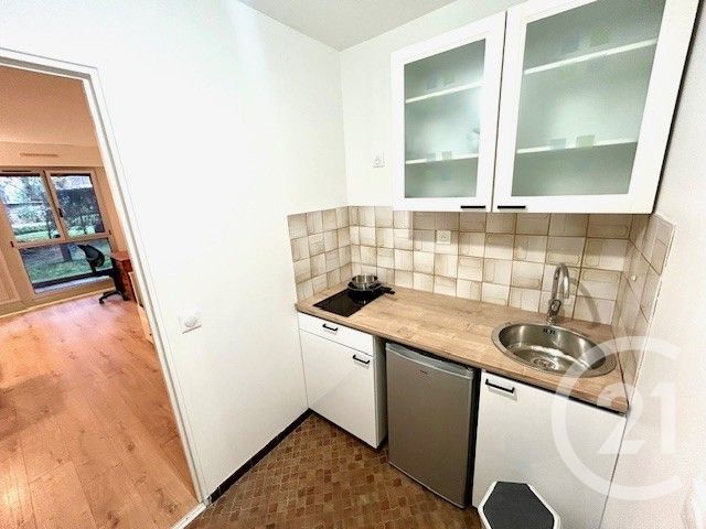 Appartement F1 &agrave; louer - 1 pi&egrave;ce - 23 m2 - Paris - 75015 - ILE-DE-FRANCE