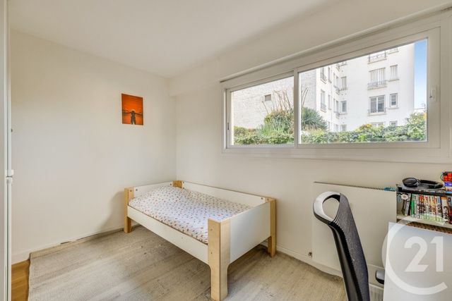 Appartement F4 &agrave; vendre - 4 pi&egrave;ces - 104,43 m2 - Paris - 75015 - ILE-DE-FRANCE