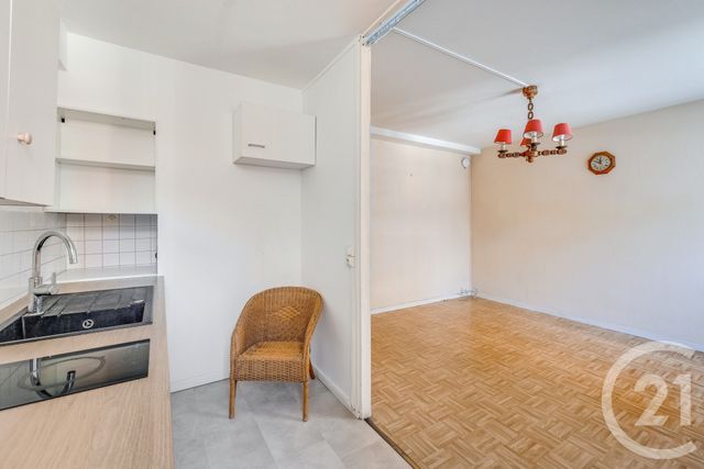 Appartement Duplex &agrave; vendre - 4 pi&egrave;ces - 60,98 m2 - Paris - 75015 - ILE-DE-FRANCE