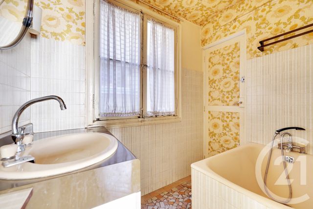 Appartement F4 &agrave; vendre - 4 pi&egrave;ces - 78,88 m2 - Paris - 75009 - ILE-DE-FRANCE
