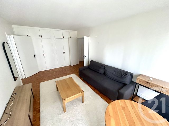 Appartement F2 &agrave; louer - 2 pi&egrave;ces - 43,70 m2 - Paris - 75015 - ILE-DE-FRANCE