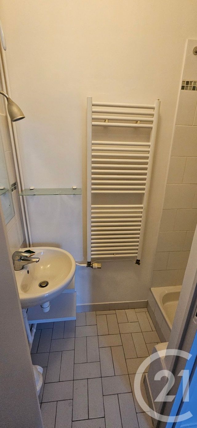 Appartement F2 &agrave; louer - 2 pi&egrave;ces - 49,88 m2 - Asnieres Sur Seine - 92 - ILE-DE-FRANCE