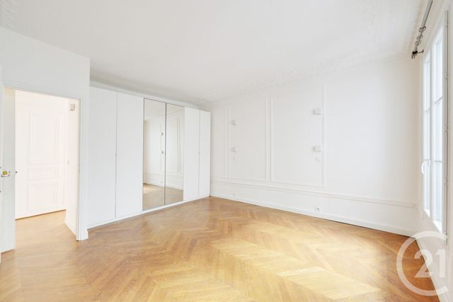Appartement F5 &agrave; louer - 5 pi&egrave;ces - 180 m2 - Paris - 75008 - ILE-DE-FRANCE