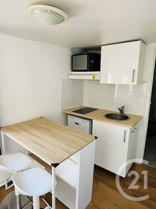 Appartement F1 &agrave; louer - 1 pi&egrave;ce - 19,51 m2 - Paris - 75008 - ILE-DE-FRANCE