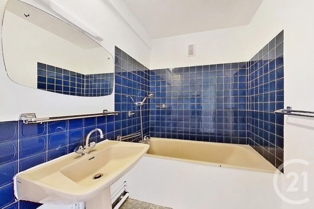 Appartement F3 &agrave; louer - 3 pi&egrave;ces - 67 m2 - Paris - 75015 - ILE-DE-FRANCE