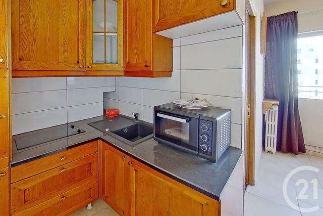 Appartement F1 &agrave; louer - 1 pi&egrave;ce - 23,11 m2 - Paris - 75015 - ILE-DE-FRANCE