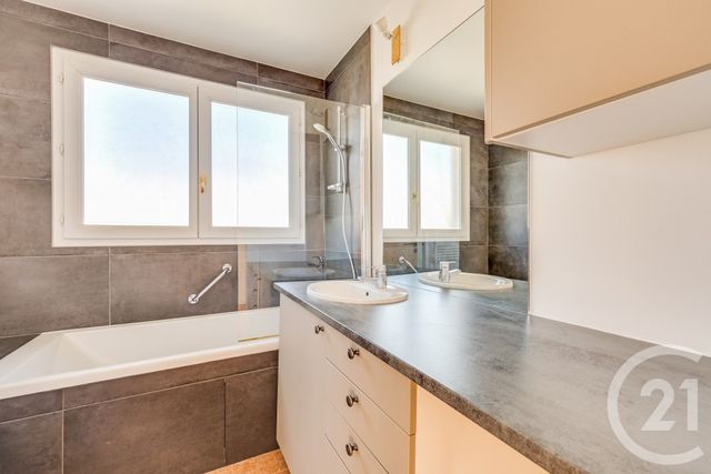 Appartement F4 &agrave; louer - 4 pi&egrave;ces - 88 m2 - Montrouge - 92 - ILE-DE-FRANCE
