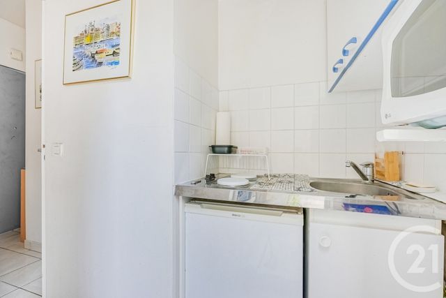 Appartement Studio &agrave; vendre - 1 pi&egrave;ce - 11 m2 - Paris - 75015 - ILE-DE-FRANCE