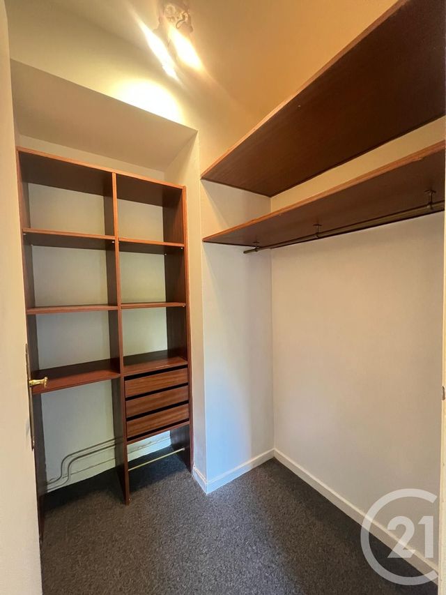 Appartement F3 &agrave; louer - 3 pi&egrave;ces - 74,26 m2 - Paris - 75015 - ILE-DE-FRANCE