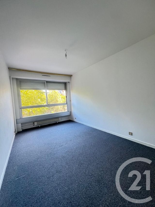 Appartement F3 &agrave; louer - 3 pi&egrave;ces - 74,26 m2 - Paris - 75015 - ILE-DE-FRANCE