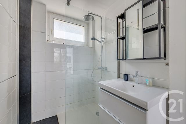 Appartement F2 &agrave; louer - 2 pi&egrave;ces - 43,02 m2 - Paris - 75015 - ILE-DE-FRANCE