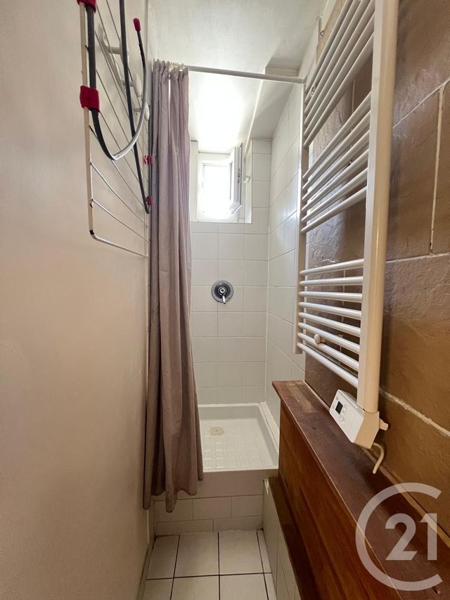 Appartement F1 &agrave; louer - 1 pi&egrave;ce - 19,03 m2 - Paris - 75017 - ILE-DE-FRANCE